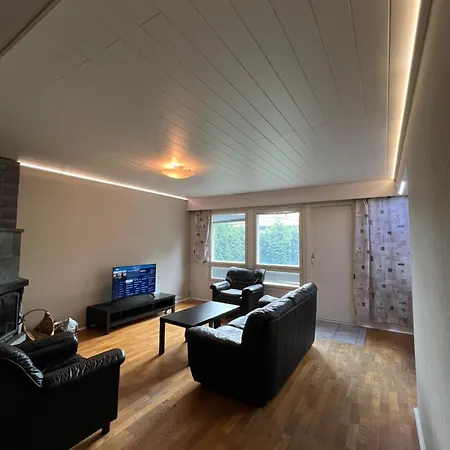 Apartman 3 Bedrooms House With Garden